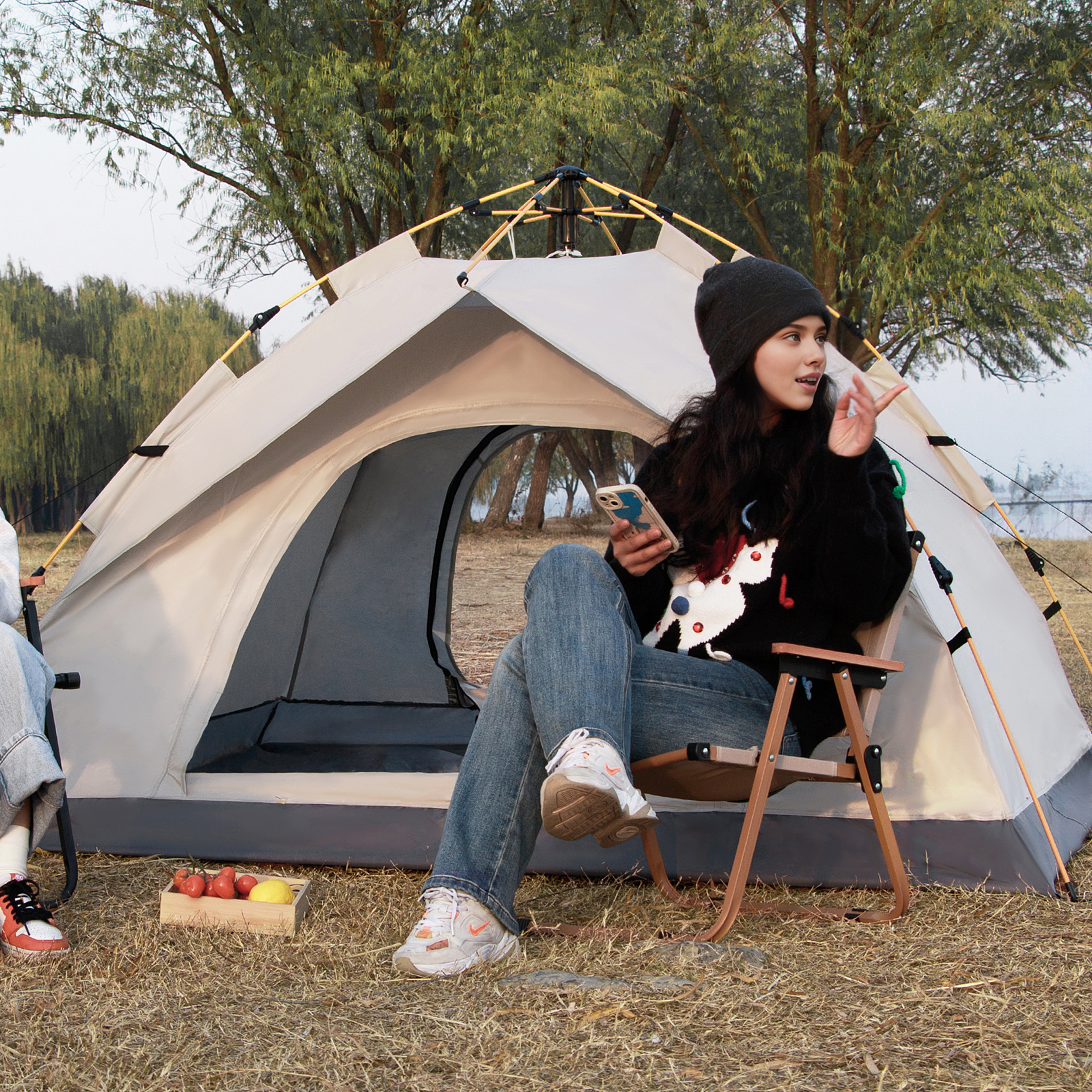Camping tent