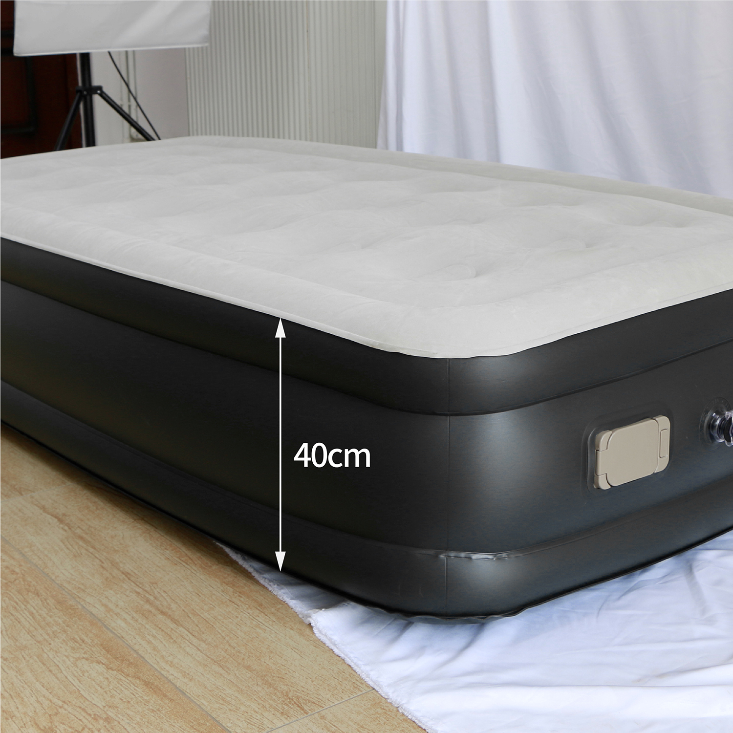 Air mattress black