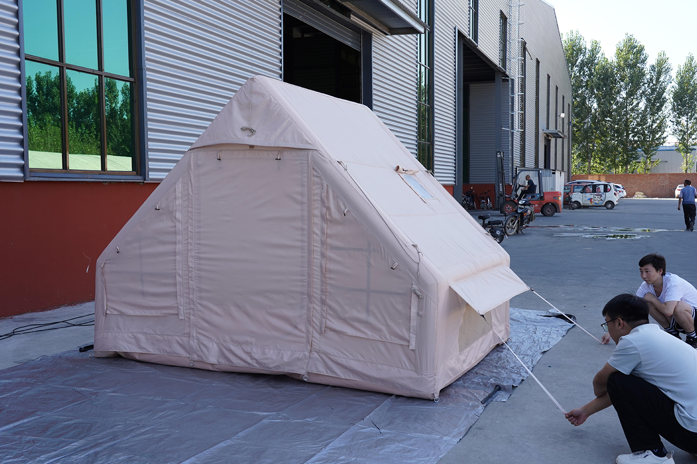 inflatable tent