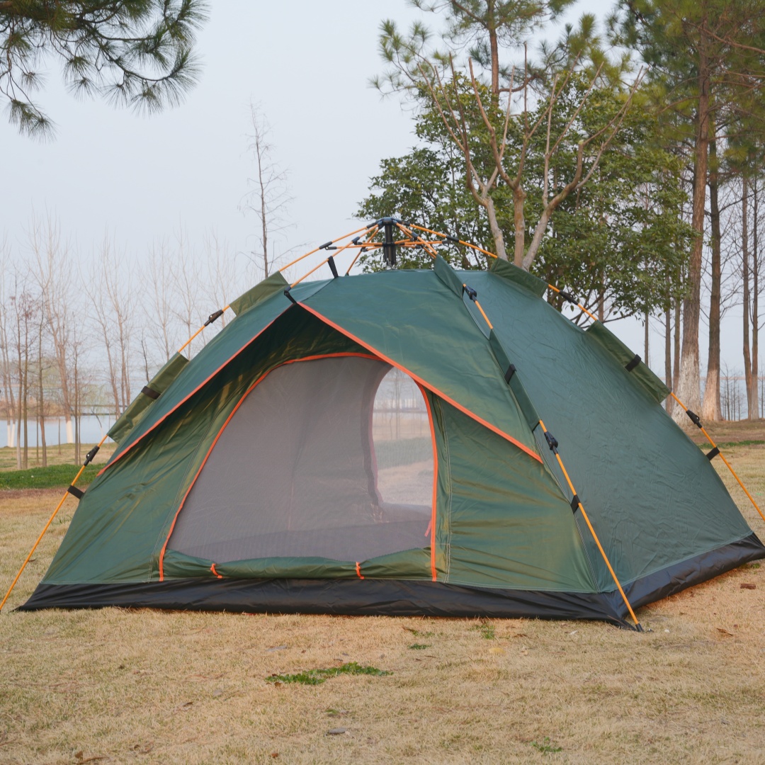green outdoor tent