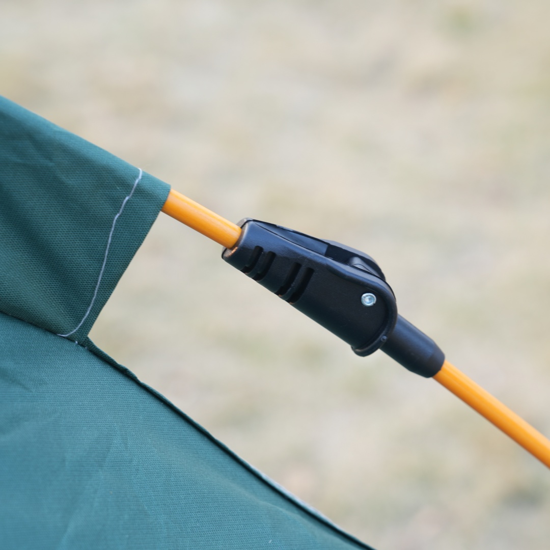 green outdoor tent
