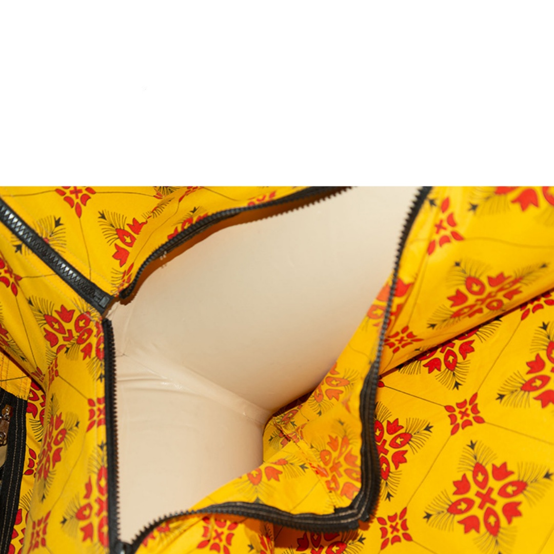 Inflatable tent
